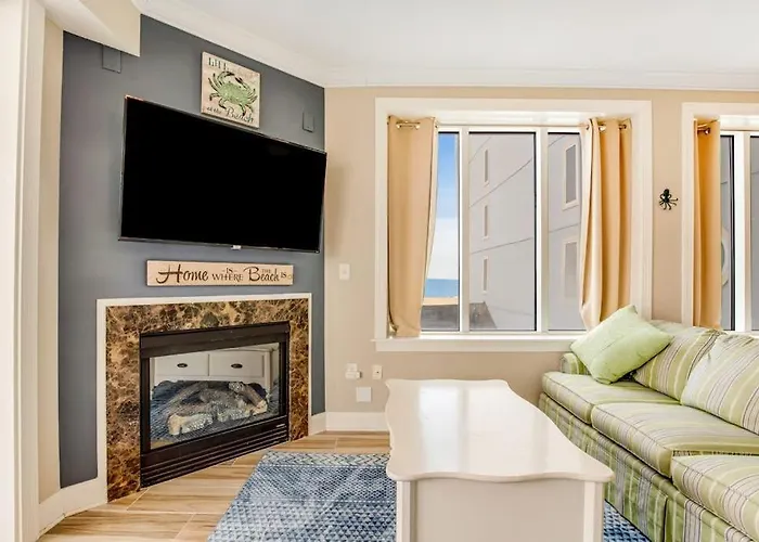 Belmont Towers 407
